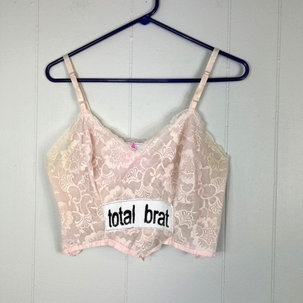 Vanity Fair Lace Cami Crop Top Total Brat Patch Pink Star Girlie‎ Lingerie